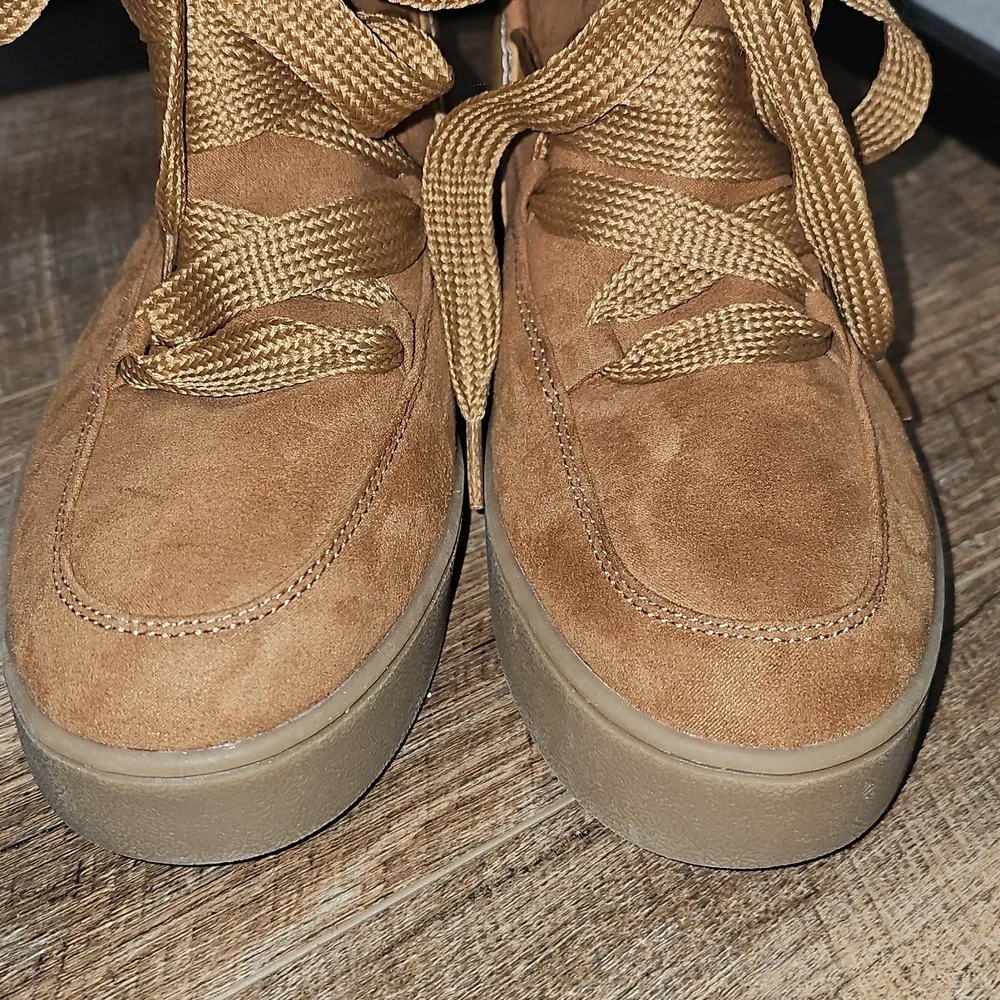 Universal Thread Cognac Winter Boots Size 8.5 New